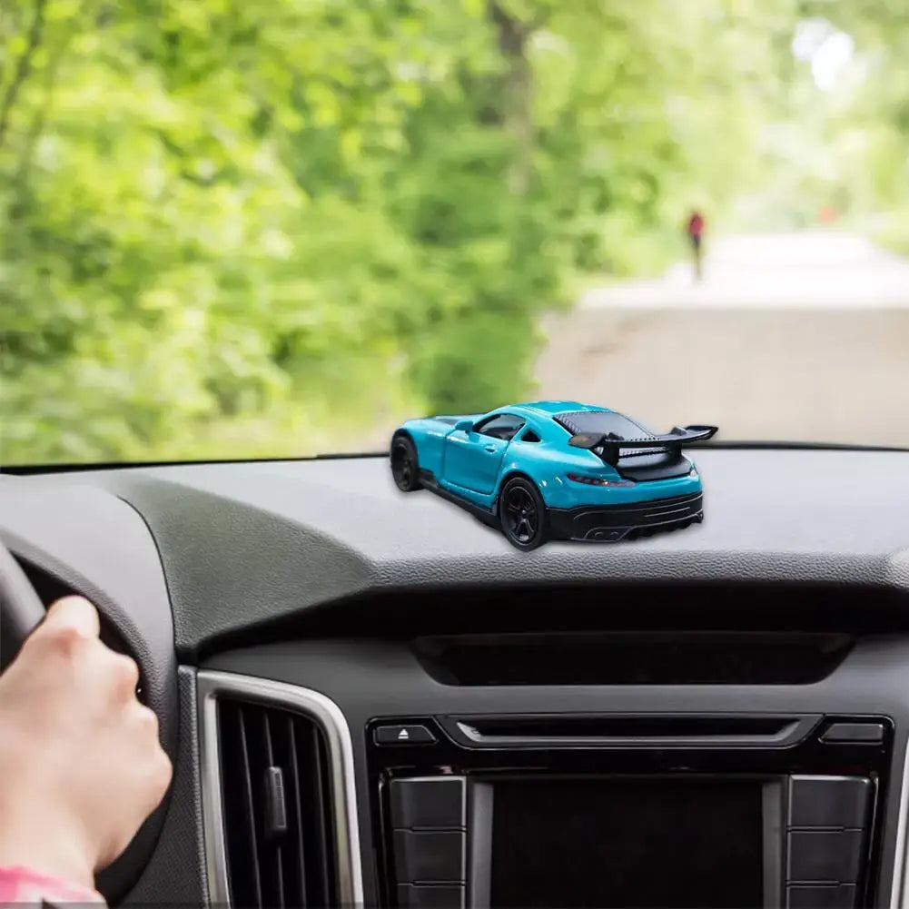 Mini-voiture décorative